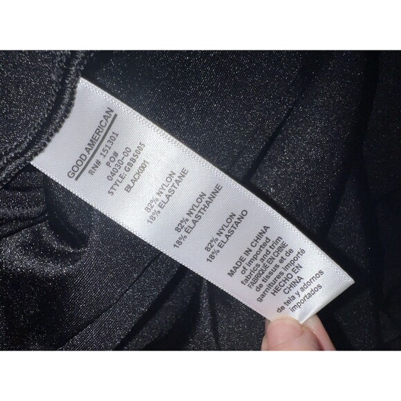 Good American Bike Shorts Womens 2 Sz M Black High Rise Solid Pull On Side Zip - Picture 7 of 8